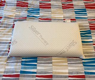 Cuscino Memory Foam argento nuovo