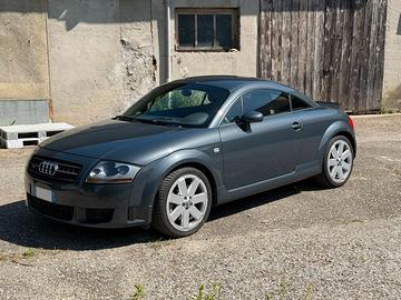 Audi TT 3.2 V6 DSG ASI