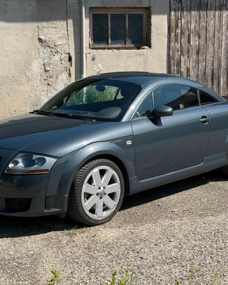 Audi TT 3.2 V6 DSG ASI