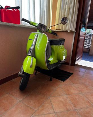 Vespa 50 Special