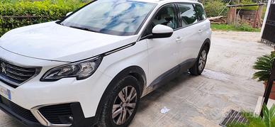 Peugeot 5008 seconda serie 130 cv diesel