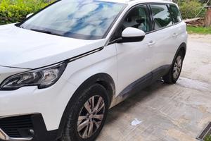 Peugeot 5008 seconda serie 130 cv diesel