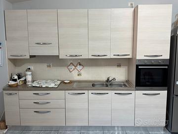 Cucina lineare da 3,20 mt