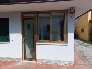 Casa singola con terreno e altro