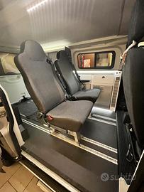 Sedili posteriori furgone Ford Panama