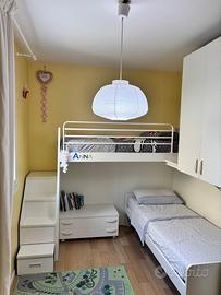 Cameretta bambini due letti + uno