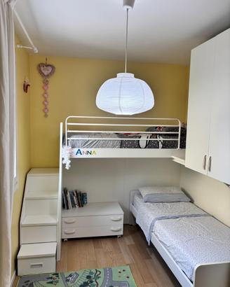 Cameretta bambini due letti + uno