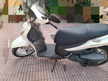 Suzuki UX Sixteen 150