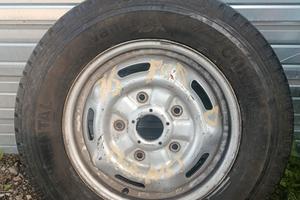 cerchione Ford Transit R16  con  ruota 225/65 R16