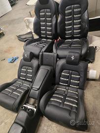 INTERNO COMPLETO IN PELLE NERA FERRARI FF F151