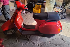 Vespa Piaggio Cosa 1989 – Moto d’epoca