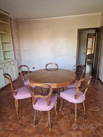 tavolo rotondo  con 6 sedie  tutto in noce