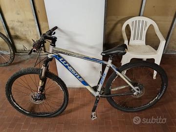  bici freni a disco una anche idraulici 