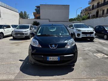 Peugeot 107 1.0 BENZINA 68CV Sweet Years 2008