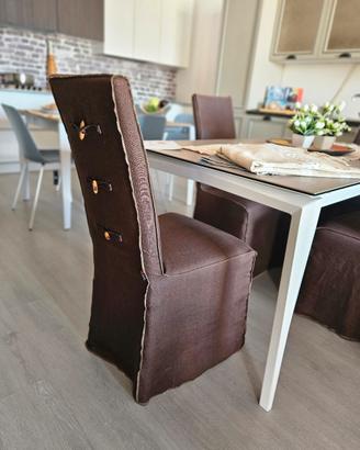 Sedie in legno vestite