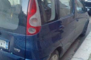 YARIS BENZINA MOD.VERSO  BUONA