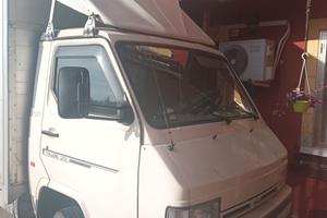 furgone Nissan trade 3.0 con sponda