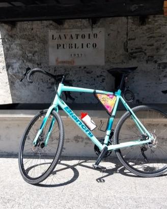 Bianchi via Nirone 7 Gravel