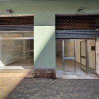 Locale Commerciale Ristrutturato