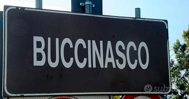 Camera privata con bagno privato in Buccinasco