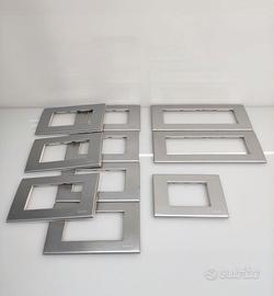 Lotto Placche Bticino Living Light 3-4-6 pt. Metal