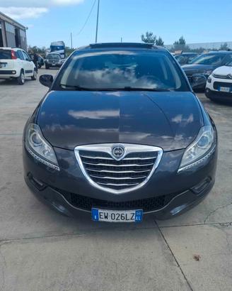 Lancia Delta 1.6 MJT - 2014 PLATINO TETTO APRIBILE