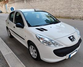 Peugeot 206 plus 1.1 benz. 60 cv 5 p. NEOPATENTATI