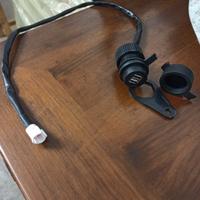 porta doppia USB per MT09