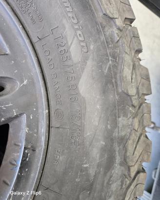 Pneumatico Champion LT265/75 R16 119/116R