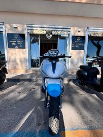 Beverly 310 E5+ 2025