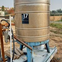 cisterna inox con pompa manuale