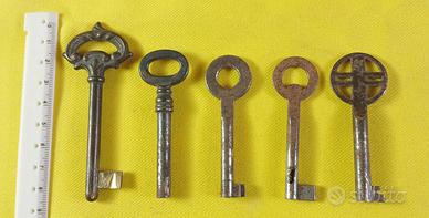 vecchie chiavi per mobili