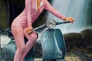 Ornella Vanoni Vespa