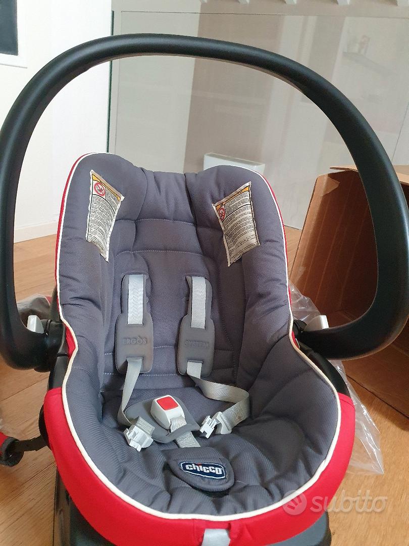 Seggiolino auto Auto-Fix Fast car seat Chicco Tutto per i