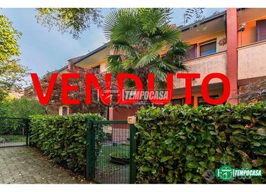 Villa a Schiera a Arese Via TOBAGI