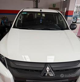 Mitsubishi L 200