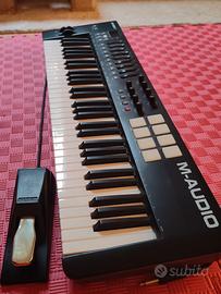 🎹 M-Audio Oxygen 61 MK4 + Pedale Sustain Proel