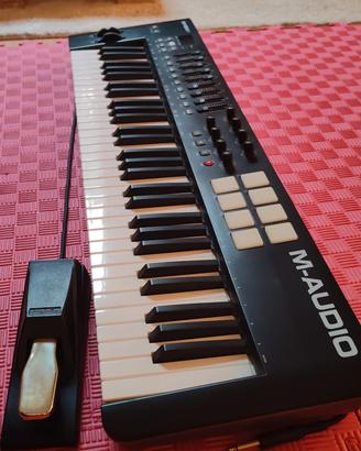🎹 M-Audio Oxygen 61 MK4 + Pedale Sustain Proel