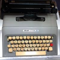 Macchina da Scrivere Olivetti