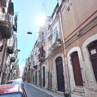 MONOLOCALE A BARLETTA
