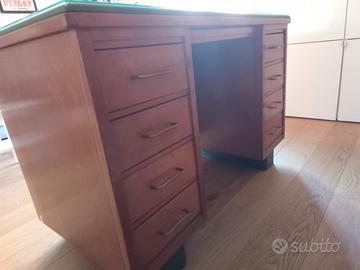 Scrivania anni 40 legno