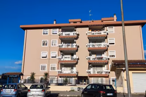Monterotondo appart soleggiato panoramico centrale