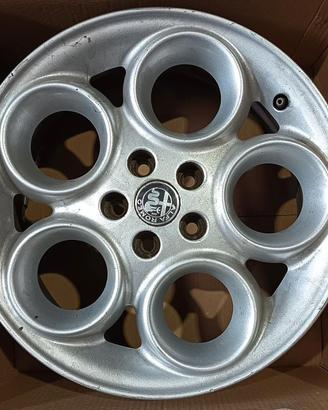1 cerchio lega alfa romeo 147 156 r16 ls6408