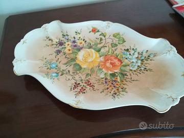 Vassoio in ceramica dipinto a mano