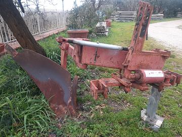 Aratro Angeloni APS-511