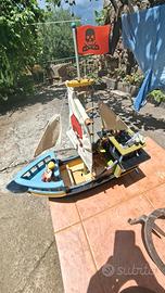 Barca pirata in legno