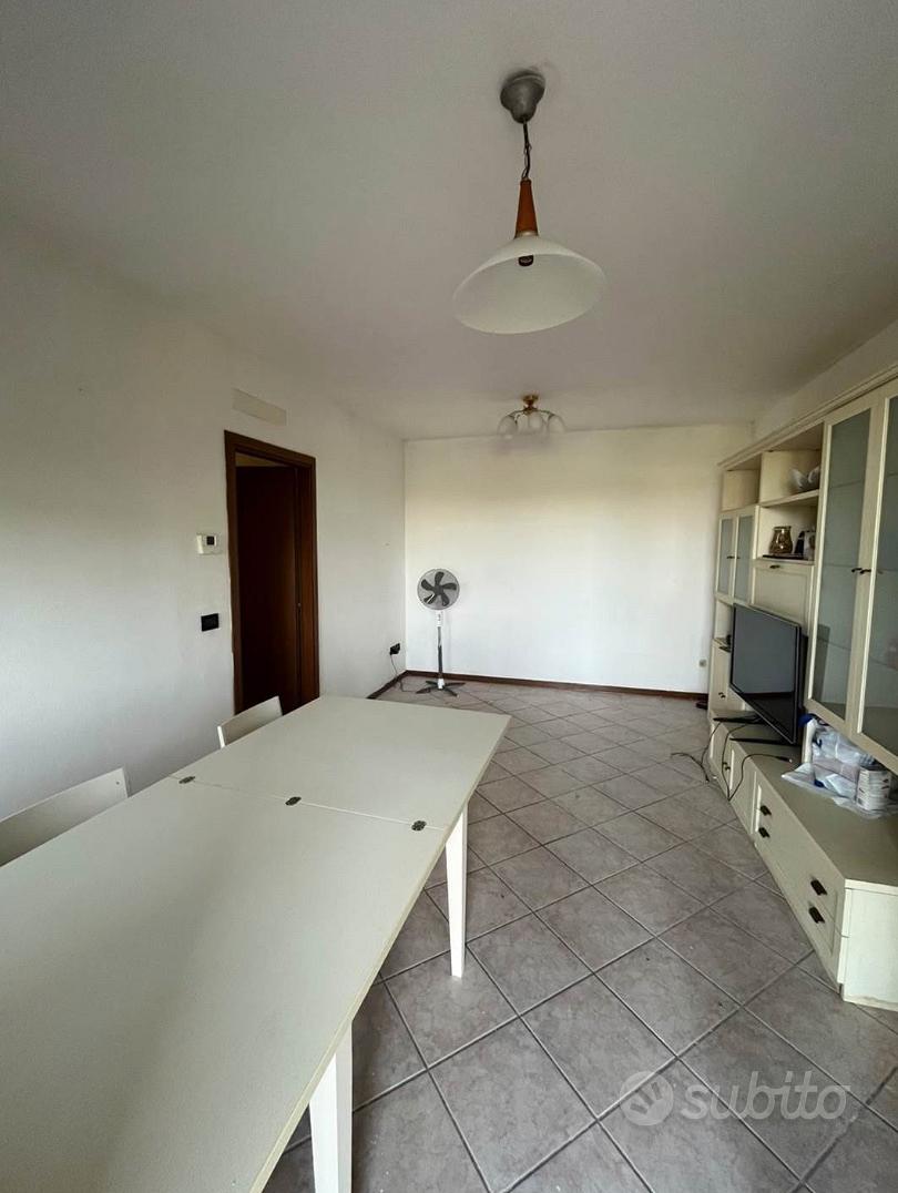 Appartamento – RE - Vista 3