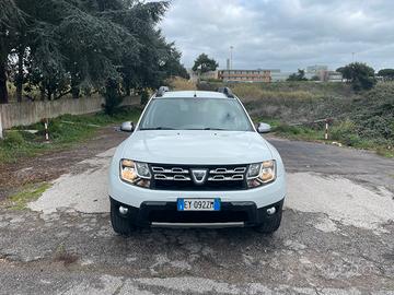 Dacia Duster 1.6 16V 105 4x2 GPL + GANCIO