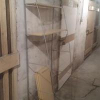 Struttura con ripiani