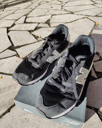 New Balance nere